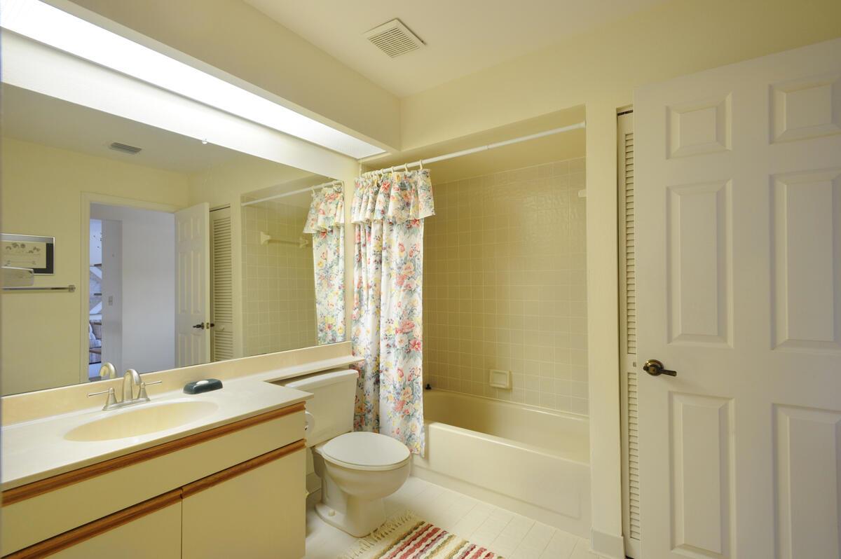 PGA RESORT COMMUNITY PL O - Residential Lease