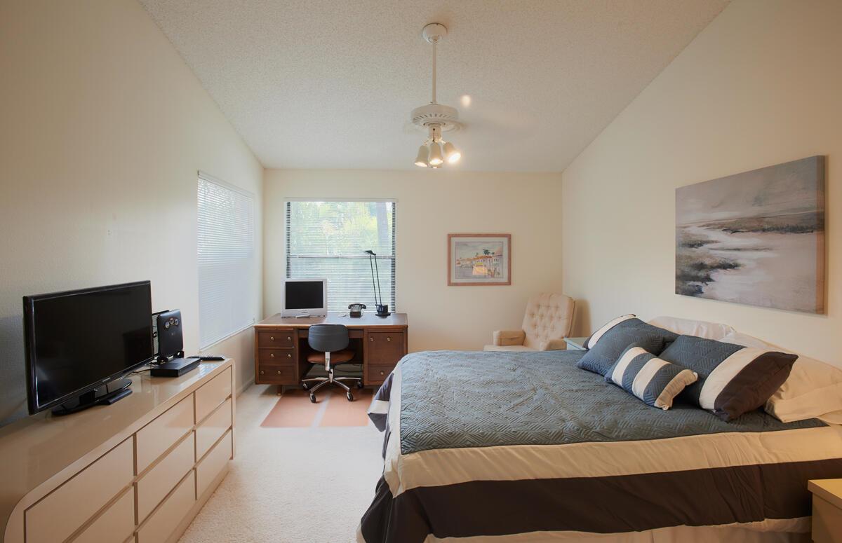 PGA RESORT COMMUNITY PL O - Residential Lease