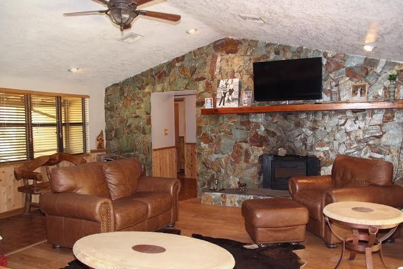 202 Laidback Way