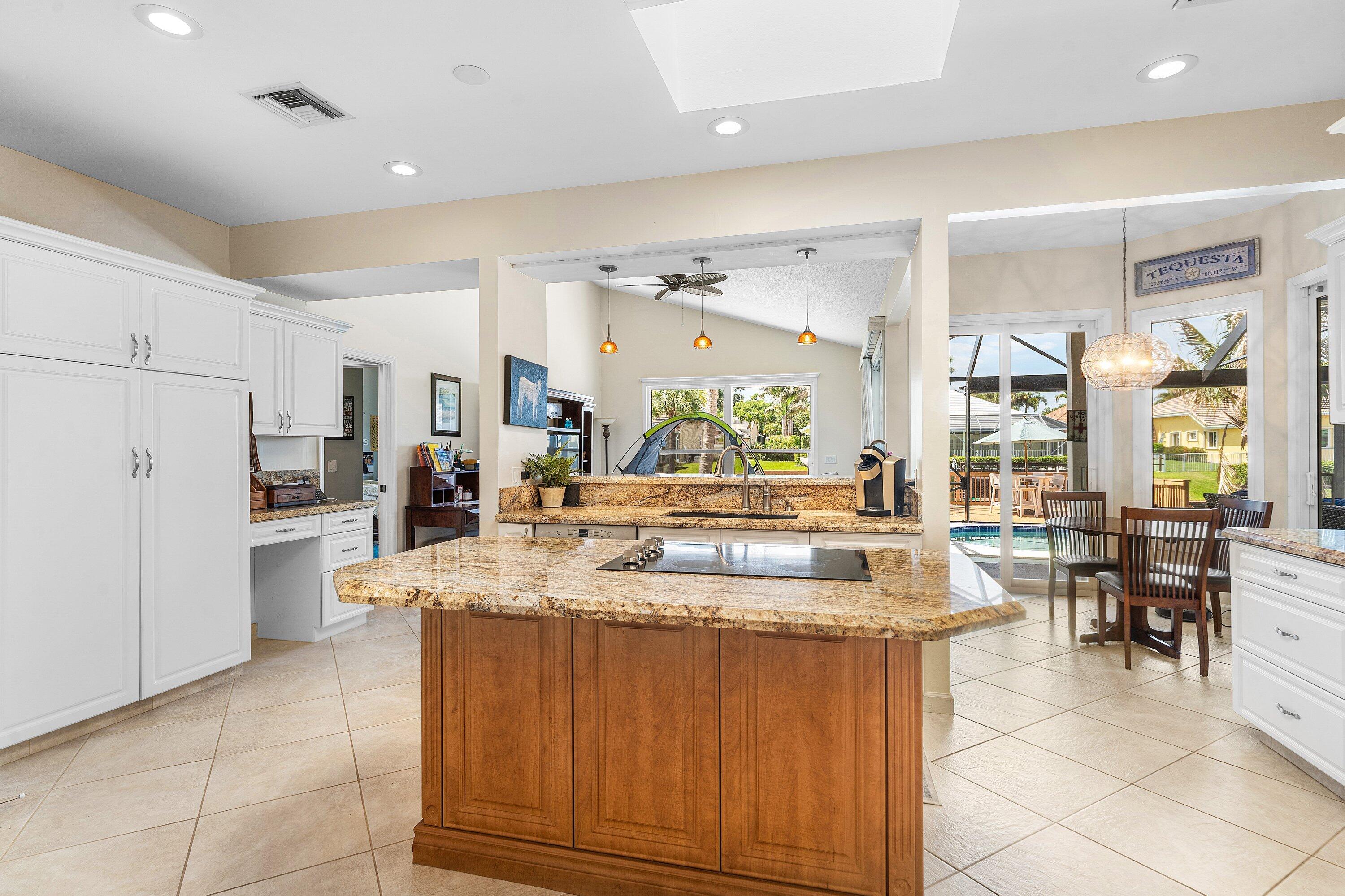 NORTH PASSAGE - Residential
