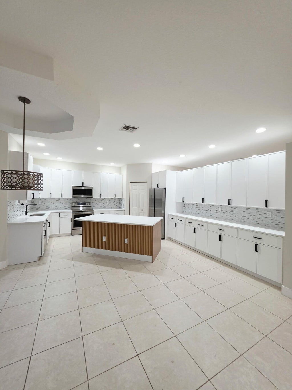 Photo of 2956 Shaughnessy Drive, Wellington, FL 33414 (MLS # B26077930)