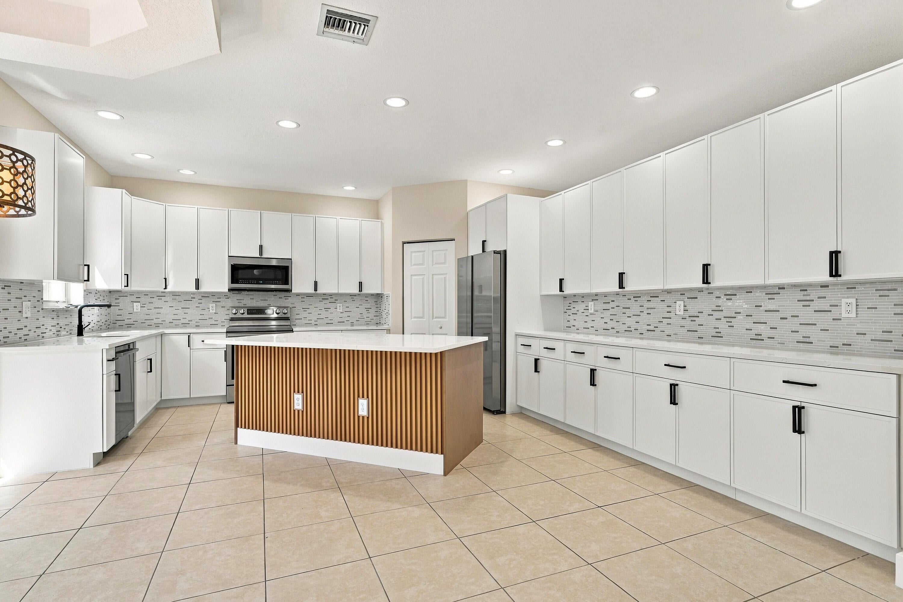 Properties 2956 Shaughnessy Drive