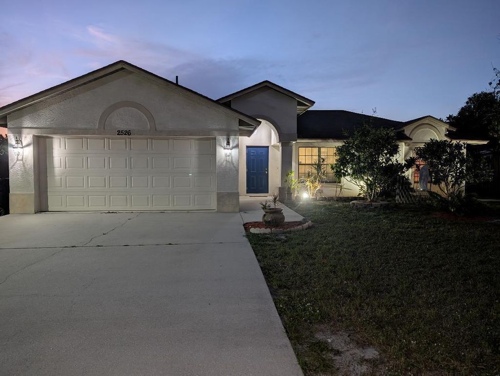 Photo of 2526 SE Floresta Drive, Port Saint Lucie, FL 34984 (MLS # R11077809)