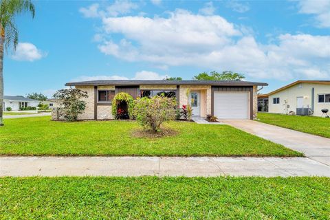 6334 Whispering Wind Way Delray Beach FL 33484