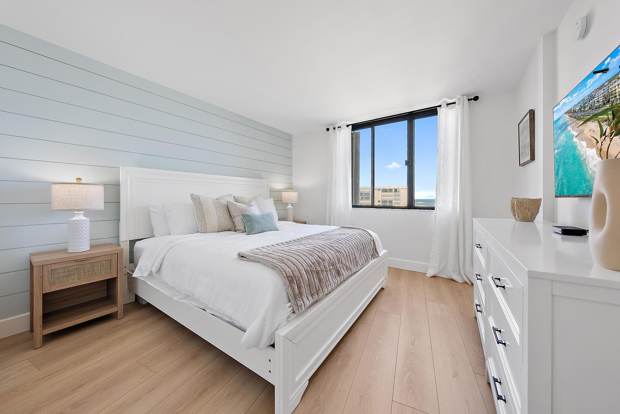 OCEAN TRAIL COND III DECL FILED 5-14-82 - Residential