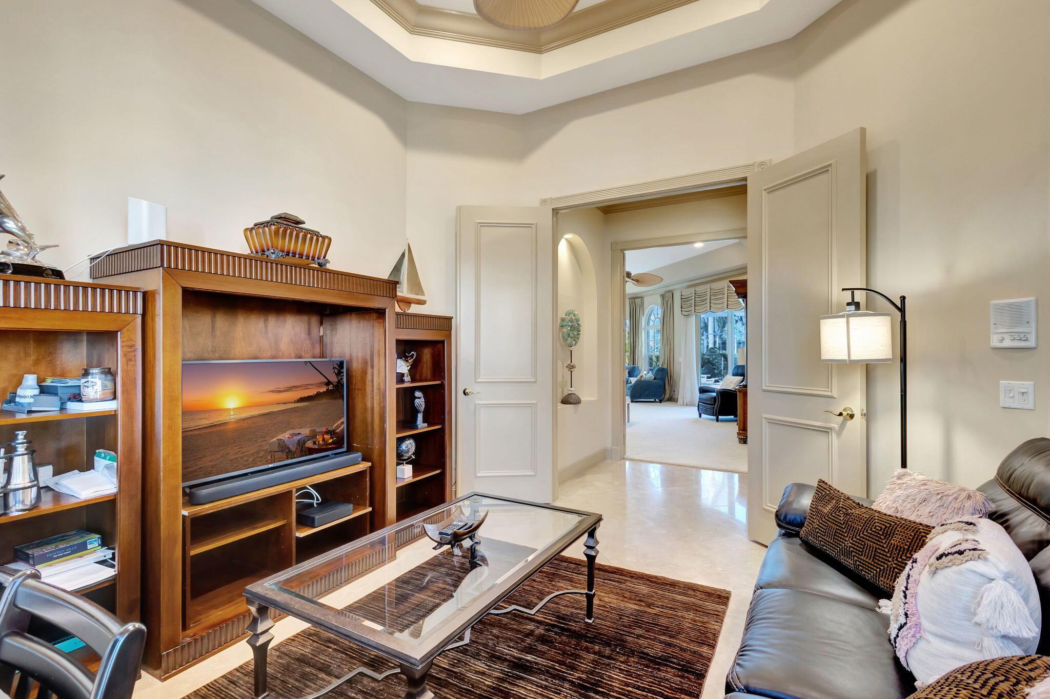 IBIS GOLF AND COUNTRY CLU - Residential Lease