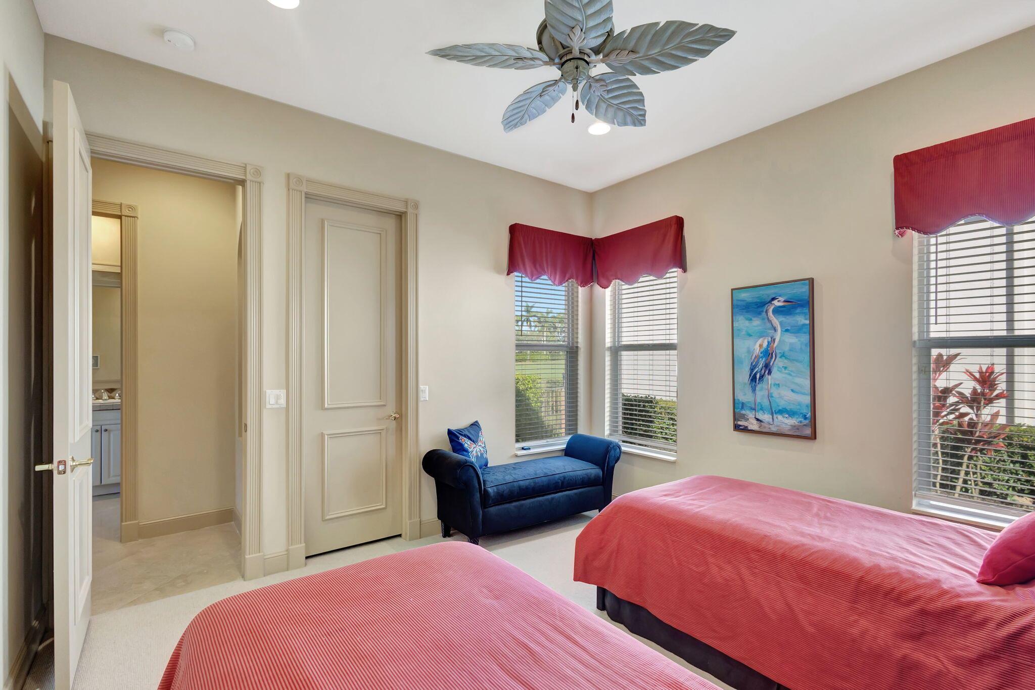IBIS GOLF AND COUNTRY CLU - Residential Lease