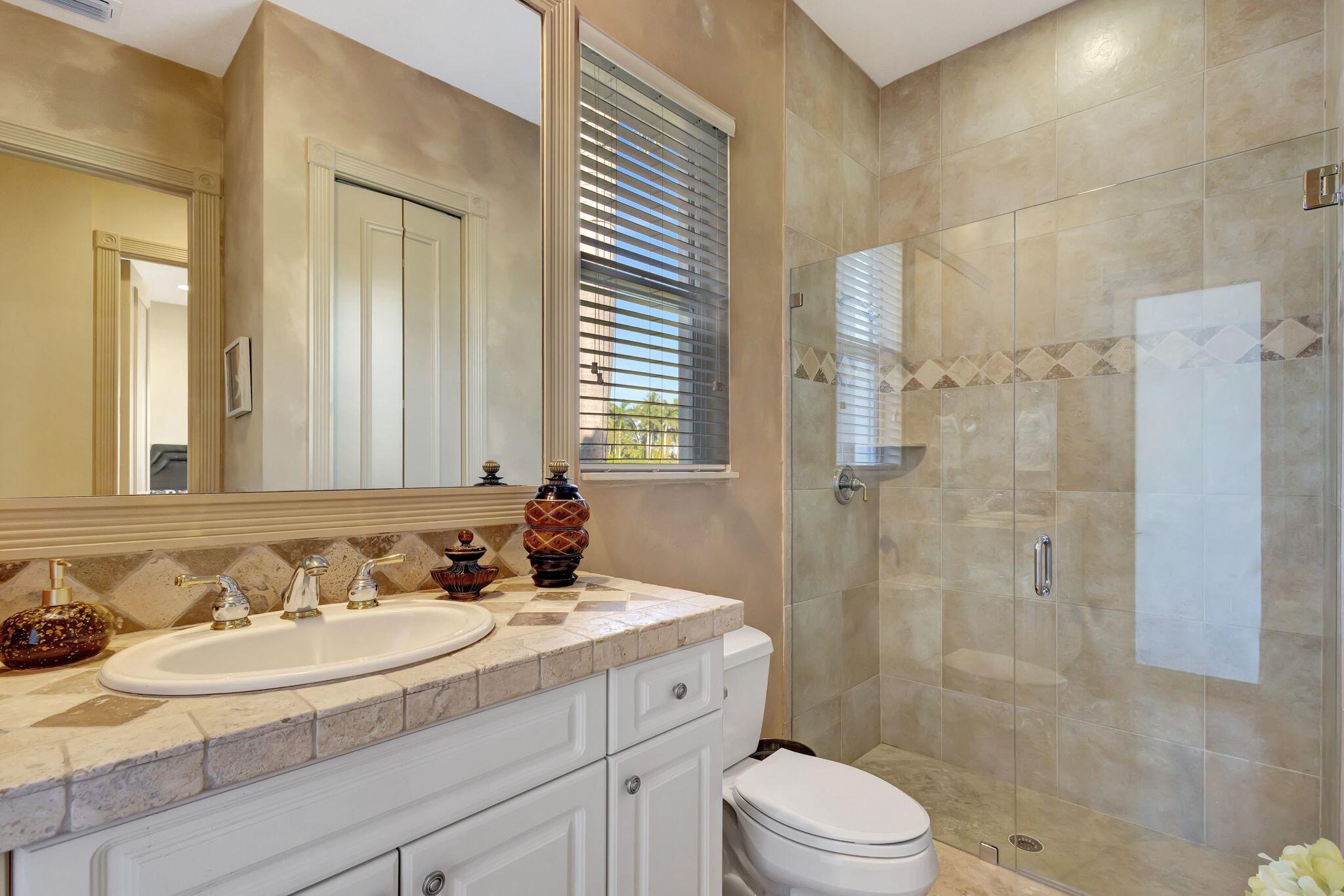 IBIS GOLF AND COUNTRY CLU - Residential Lease