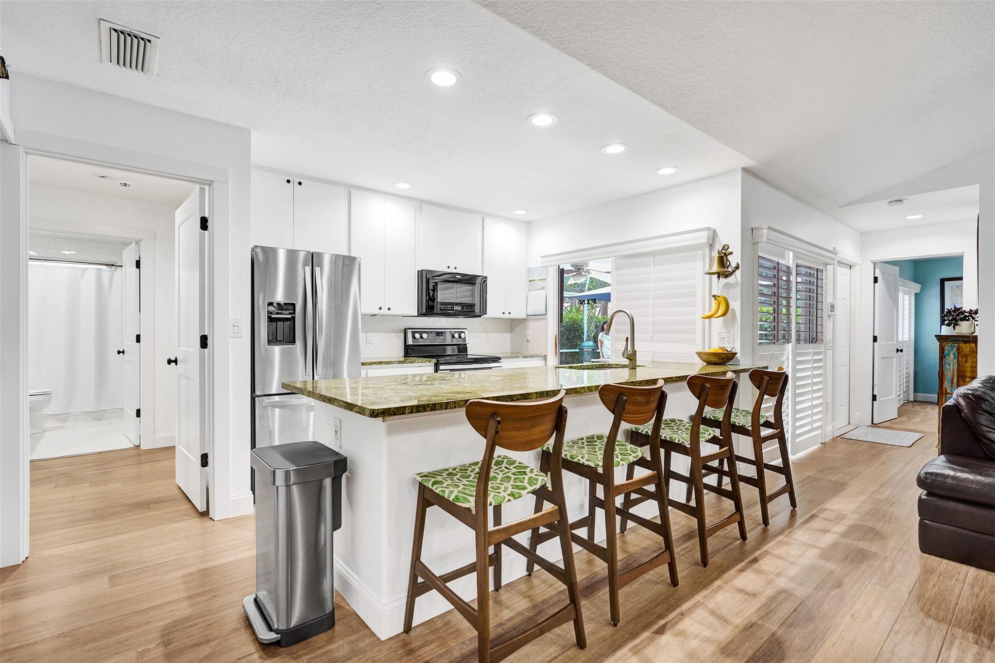 10002 Chapman Oak Ct 10002