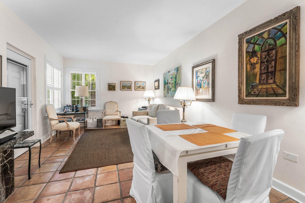 Photo of 215 PHIPPS Plaza #2, Palm Beach, FL 33480 (MLS # B26071047)
