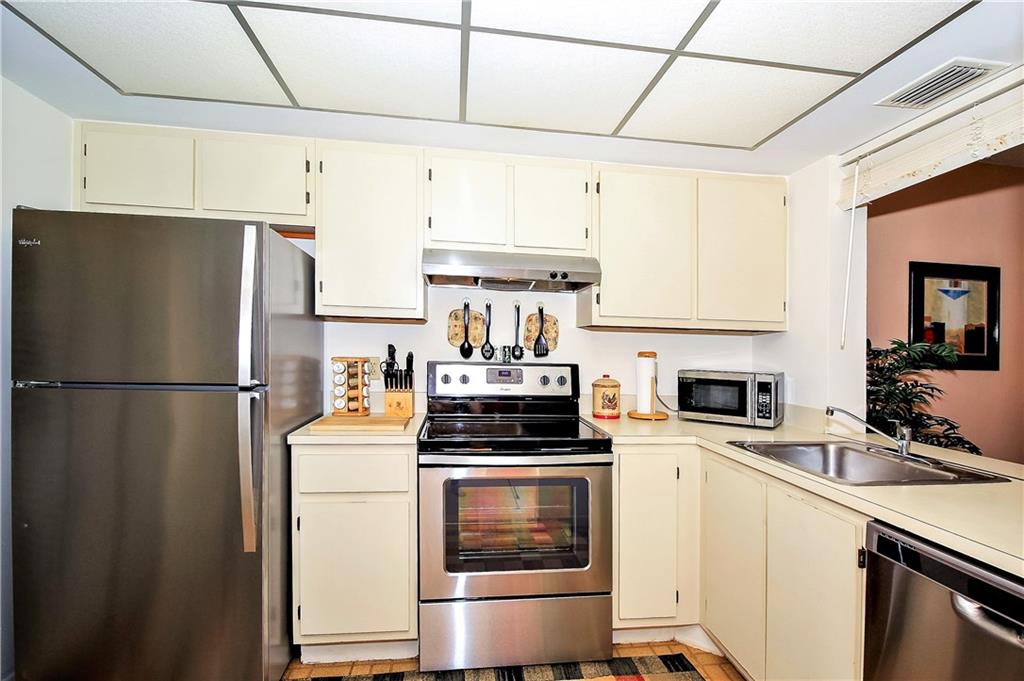 Meadowridge - Residential