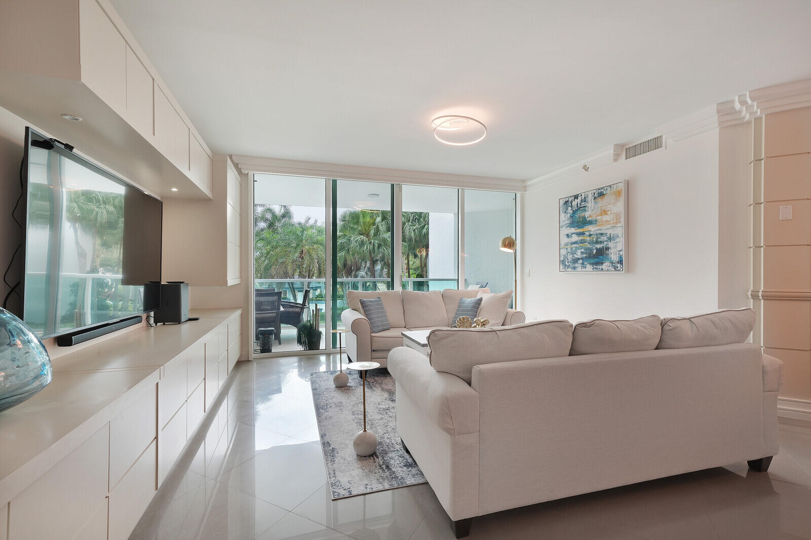 550 SE Mizner Boulevard B209