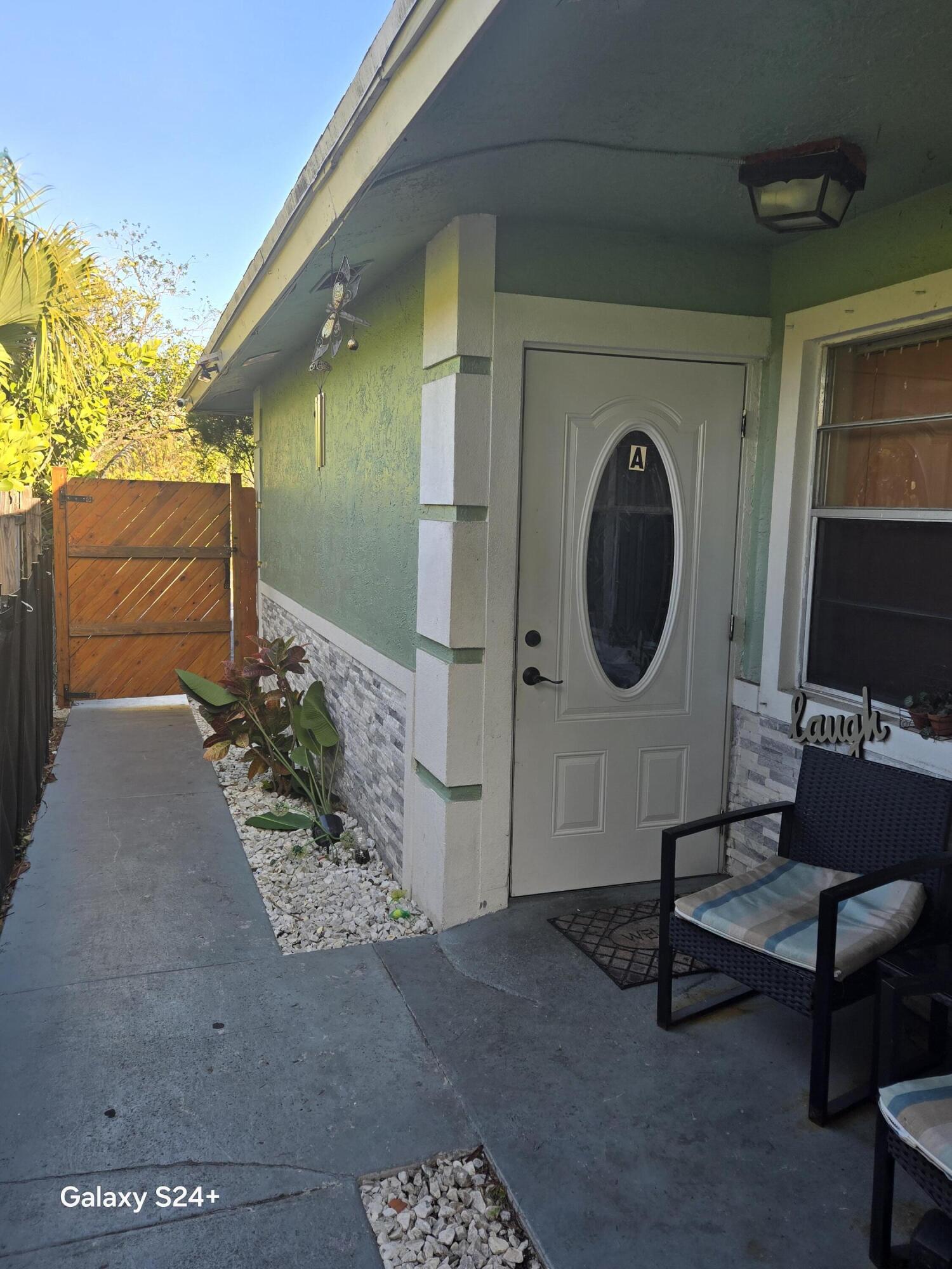 1113 N Federal Highway