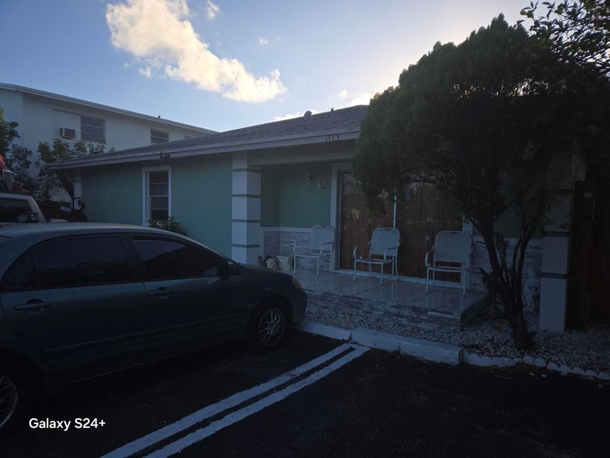 Conveniently located property close to the beach, downtown Lake Worth, I-95, and shopping areas.  Property is well maintained and each unit have a laundry area inside.  Very spacious and parking front and back of property.  Separate meters. Property has low rent with two units paying $1700 month to month and the owner occupies one unit.  Each units can rented $2400