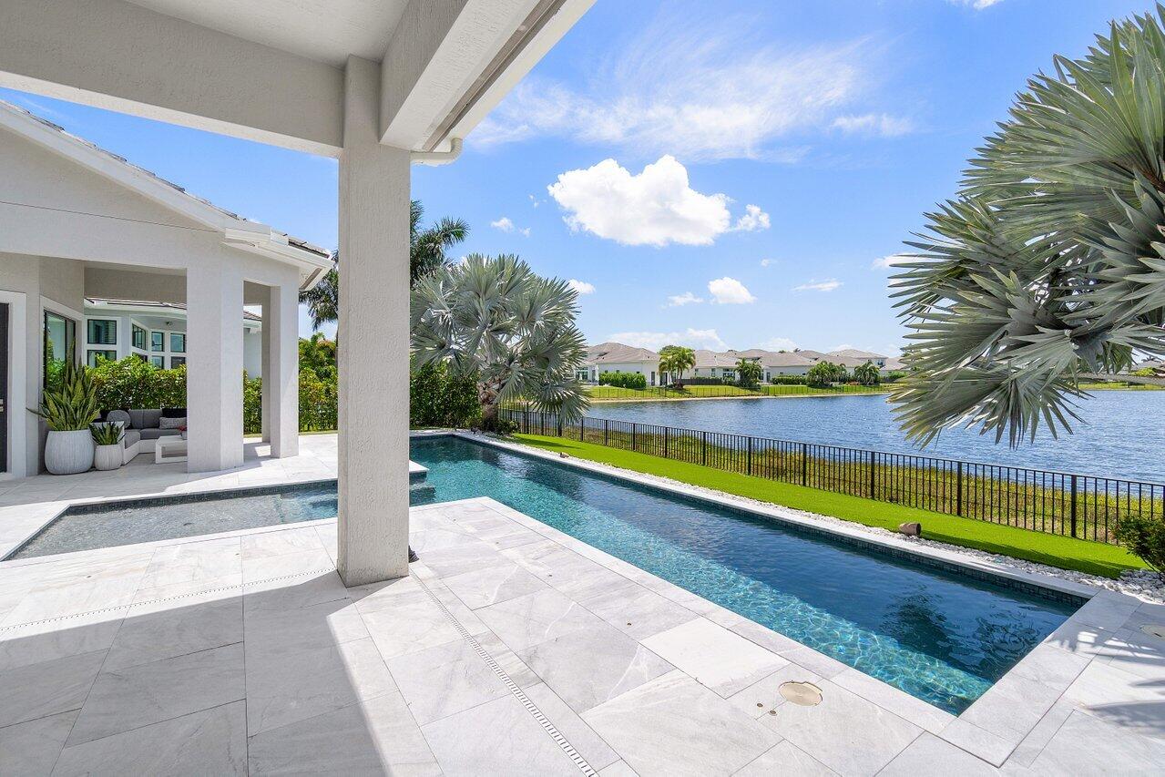 Royal Palm Polo - Residential