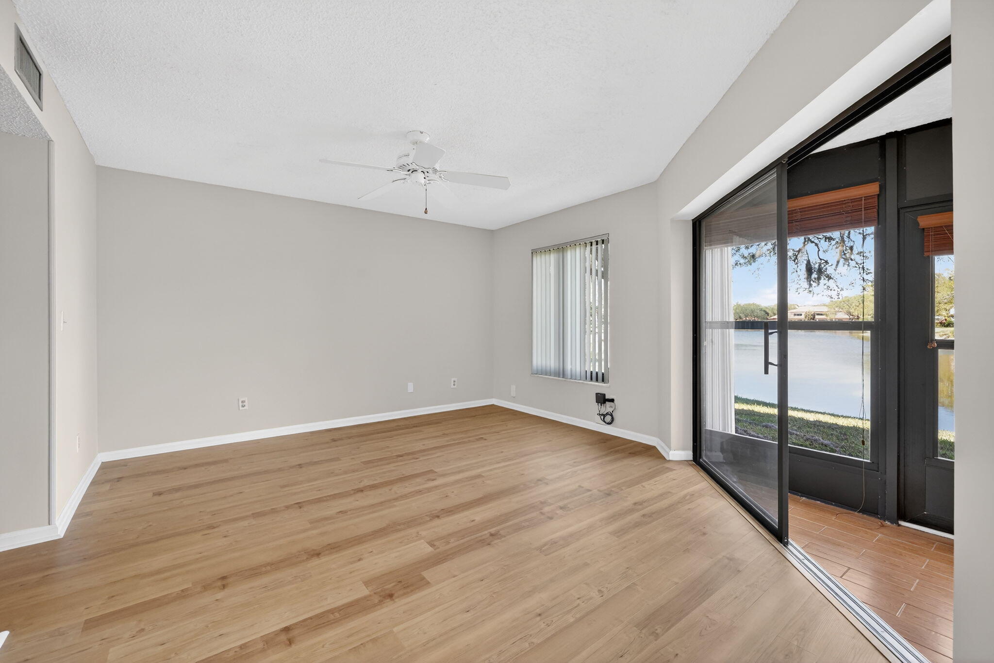 MONTEGO COVE CONDO - Residential