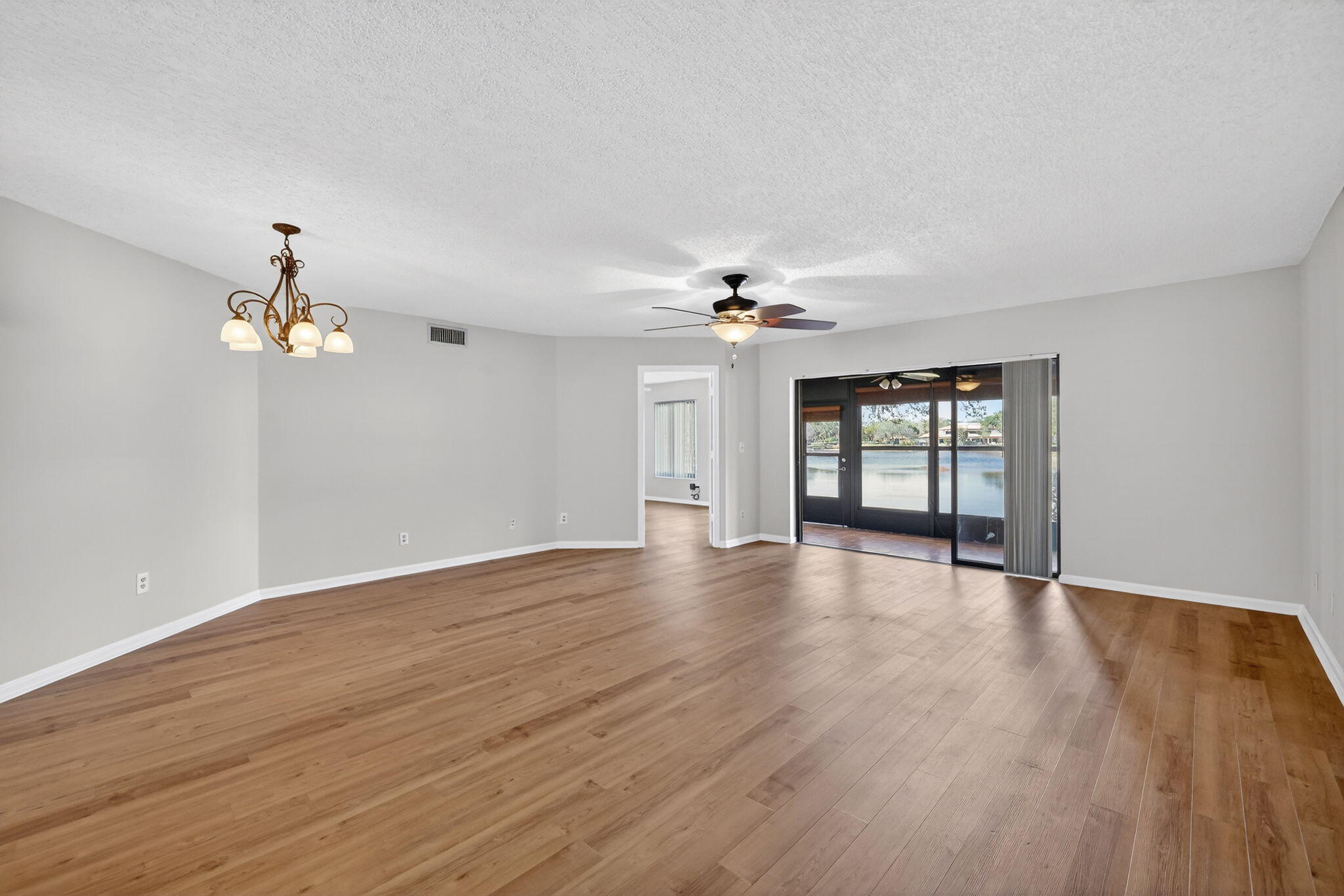 MONTEGO COVE CONDO - Residential