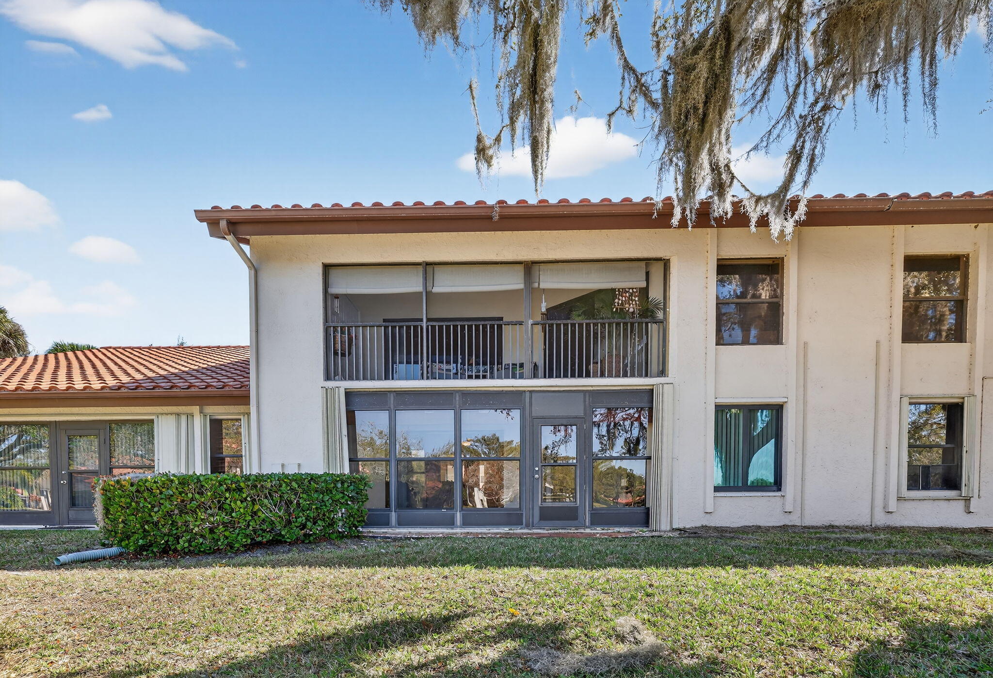 MONTEGO COVE CONDO - Residential