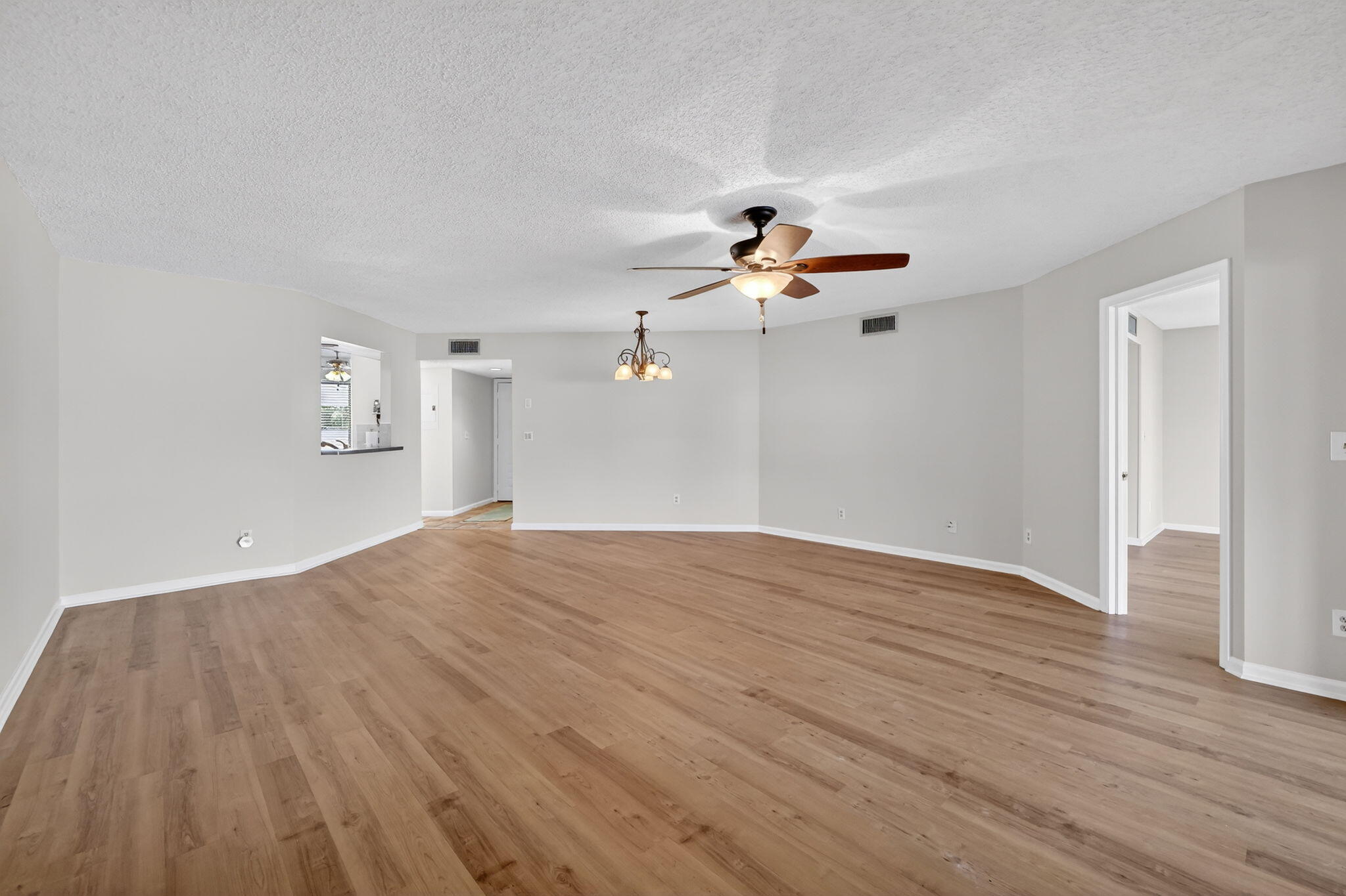 MONTEGO COVE CONDO - Residential