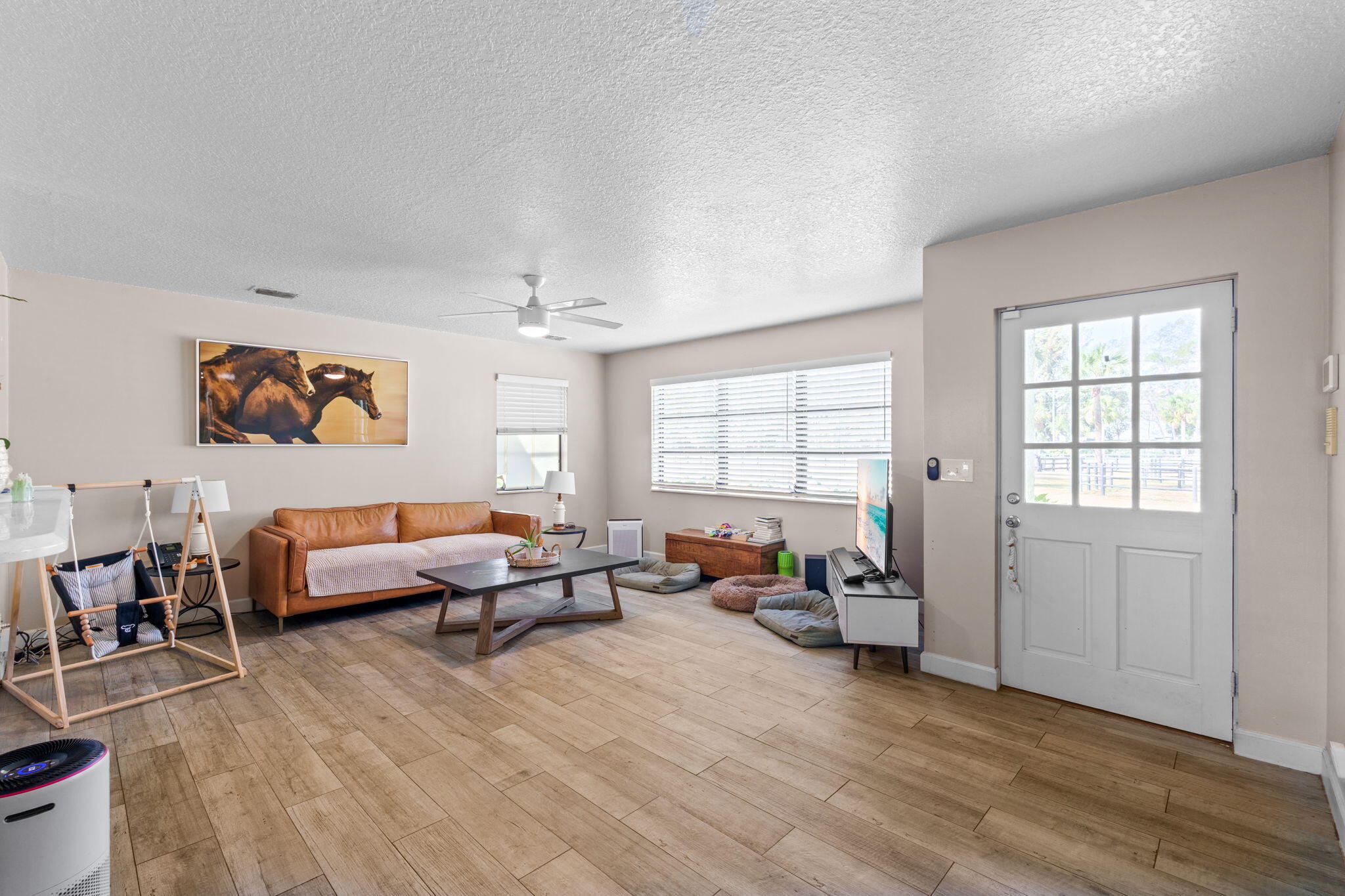 LOXAHATCHEE GROVES - Residential