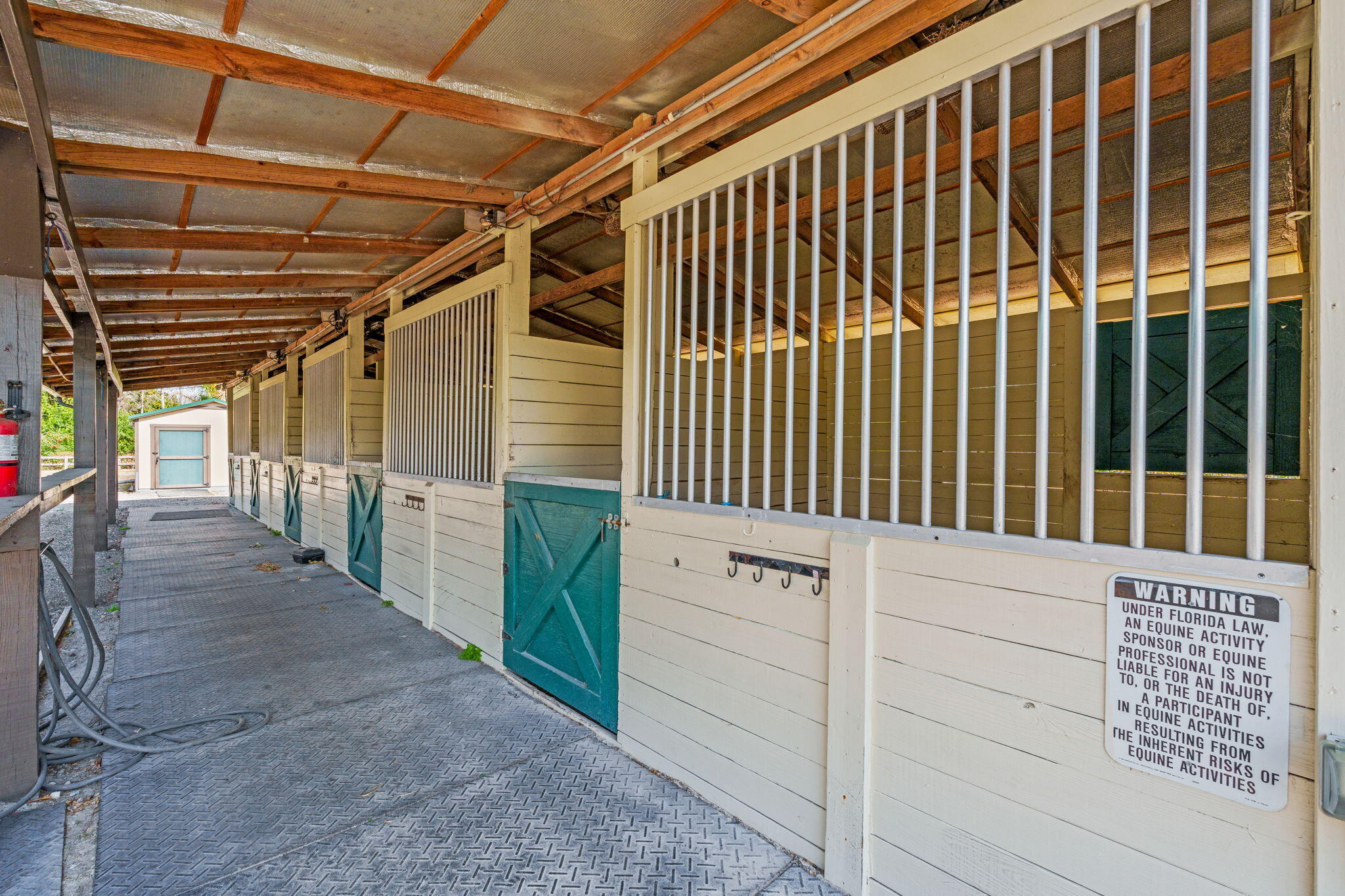 LOXAHATCHEE GROVES - Residential