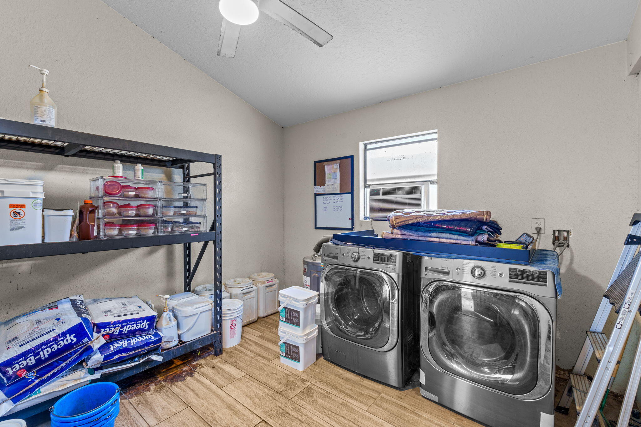 LOXAHATCHEE GROVES - Residential