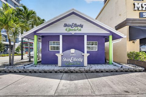 Photo of 2040 Polk Street, Hollywood, FL 33020 (MLS # B26045526)