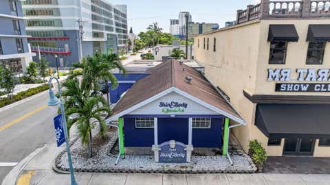 Tiny photo for 2040 Polk Street, Hollywood, FL 33020 (MLS # B26045526)
