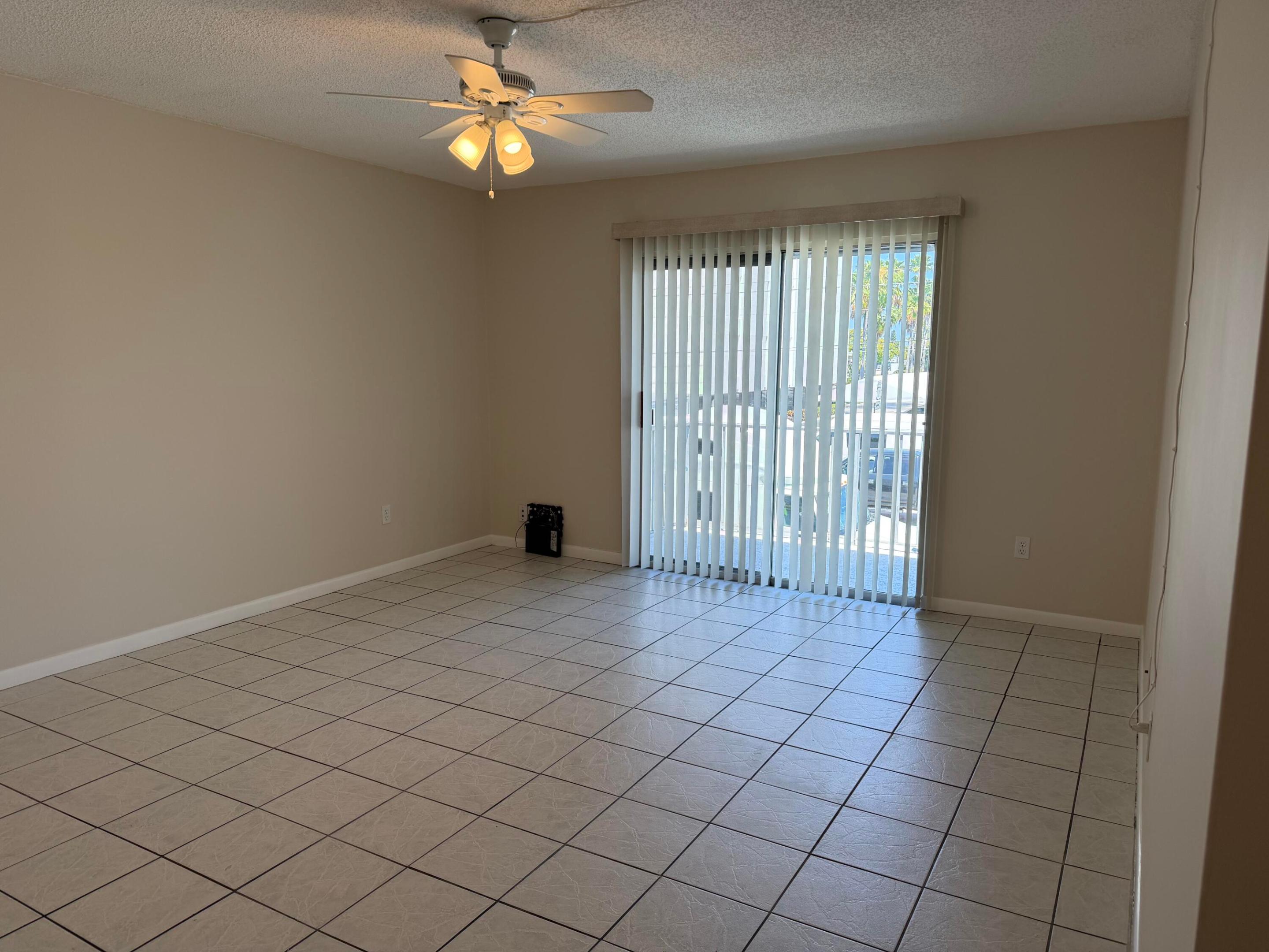 POPPLETON CREEK CONDO - Residential
