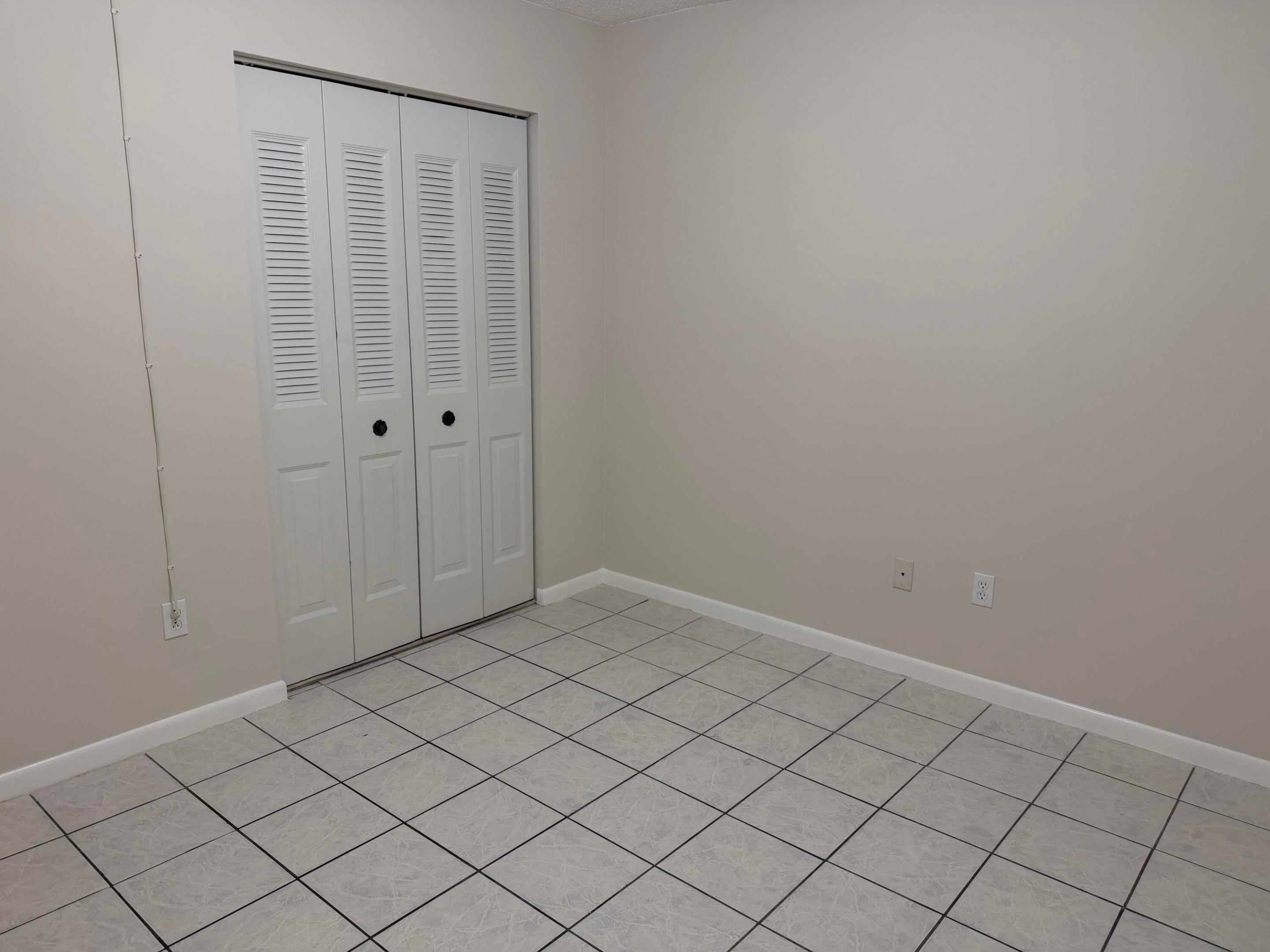 POPPLETON CREEK CONDO - Residential