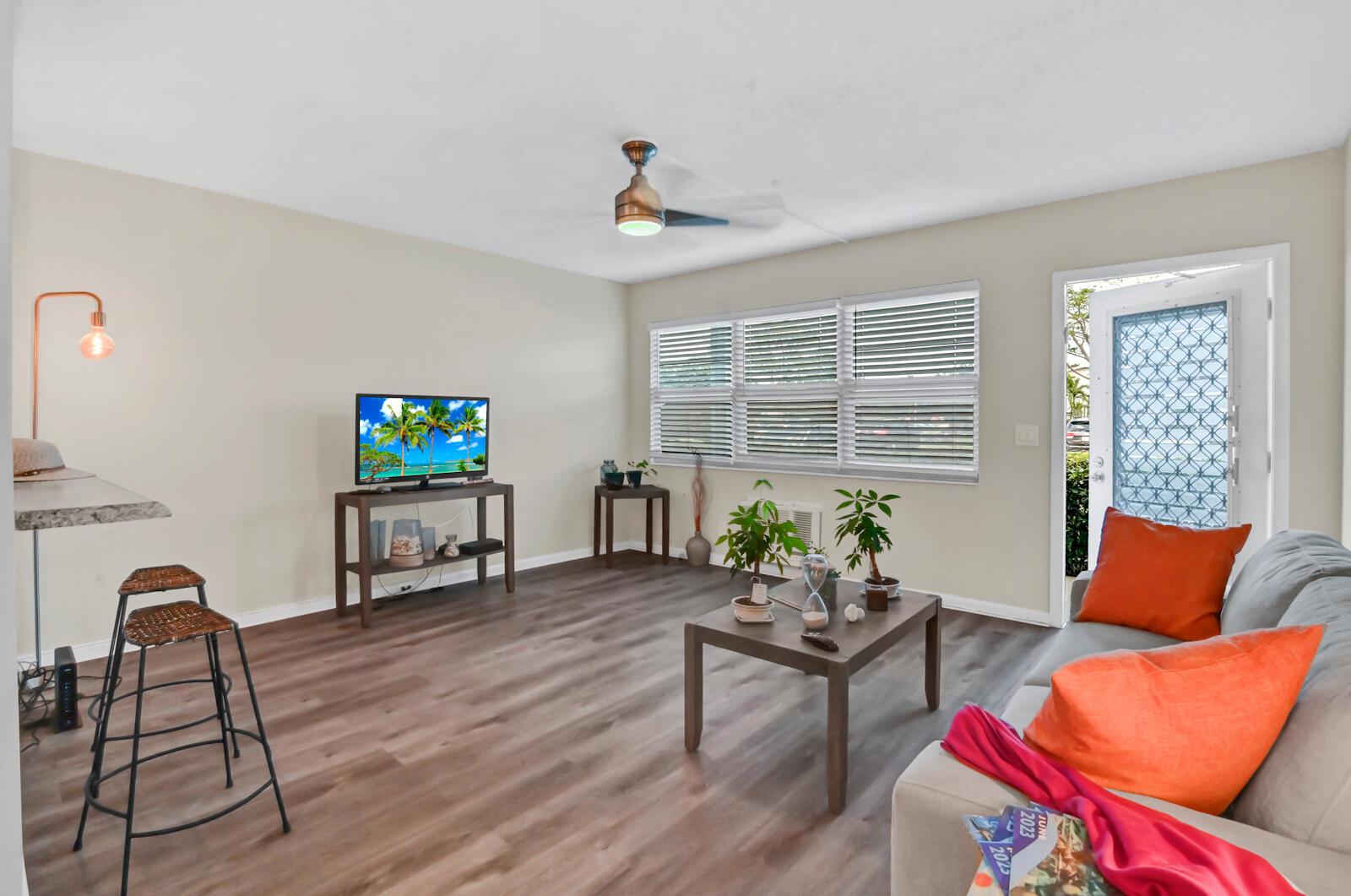 169 Oakridge L 169