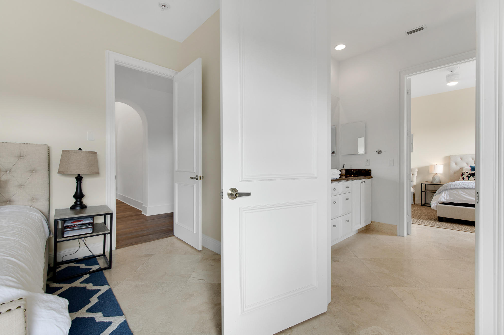 PALM BEACH POINT EAST - Residential