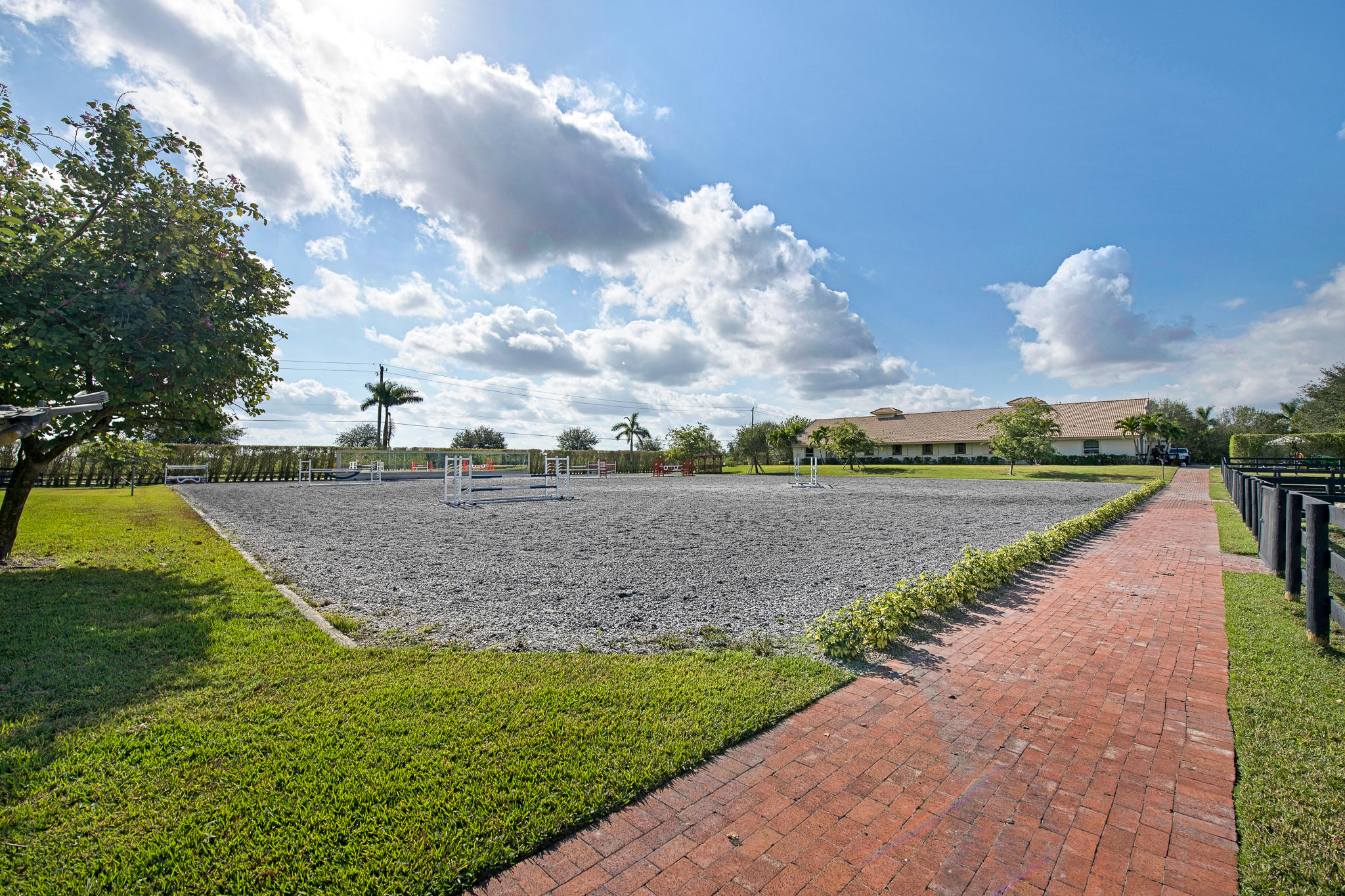PALM BEACH POINT EAST - Residential