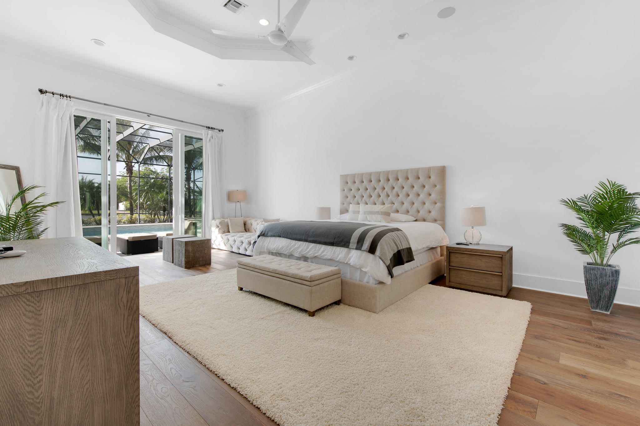 PALM BEACH POINT EAST - Residential