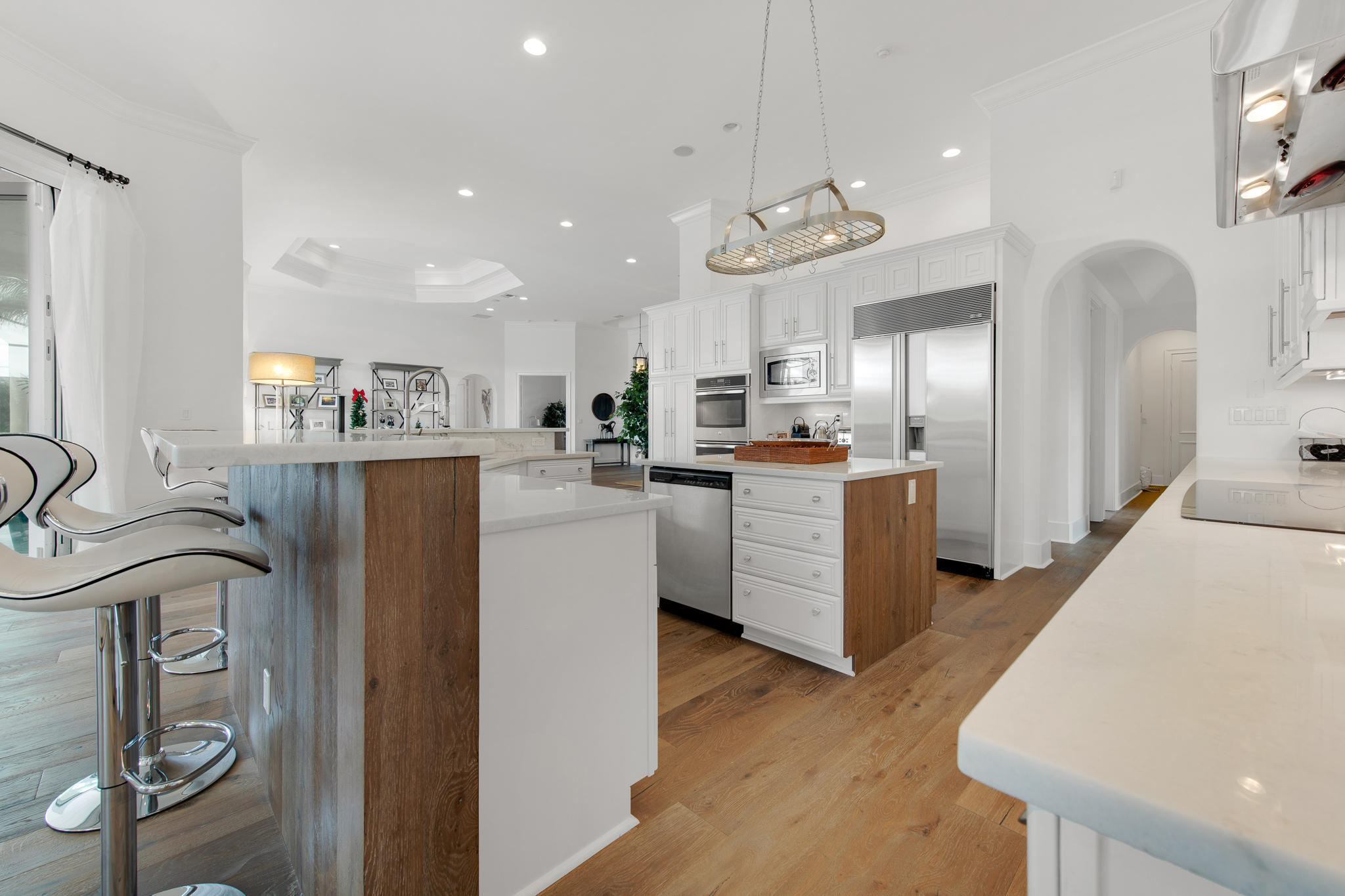 PALM BEACH POINT EAST - Residential