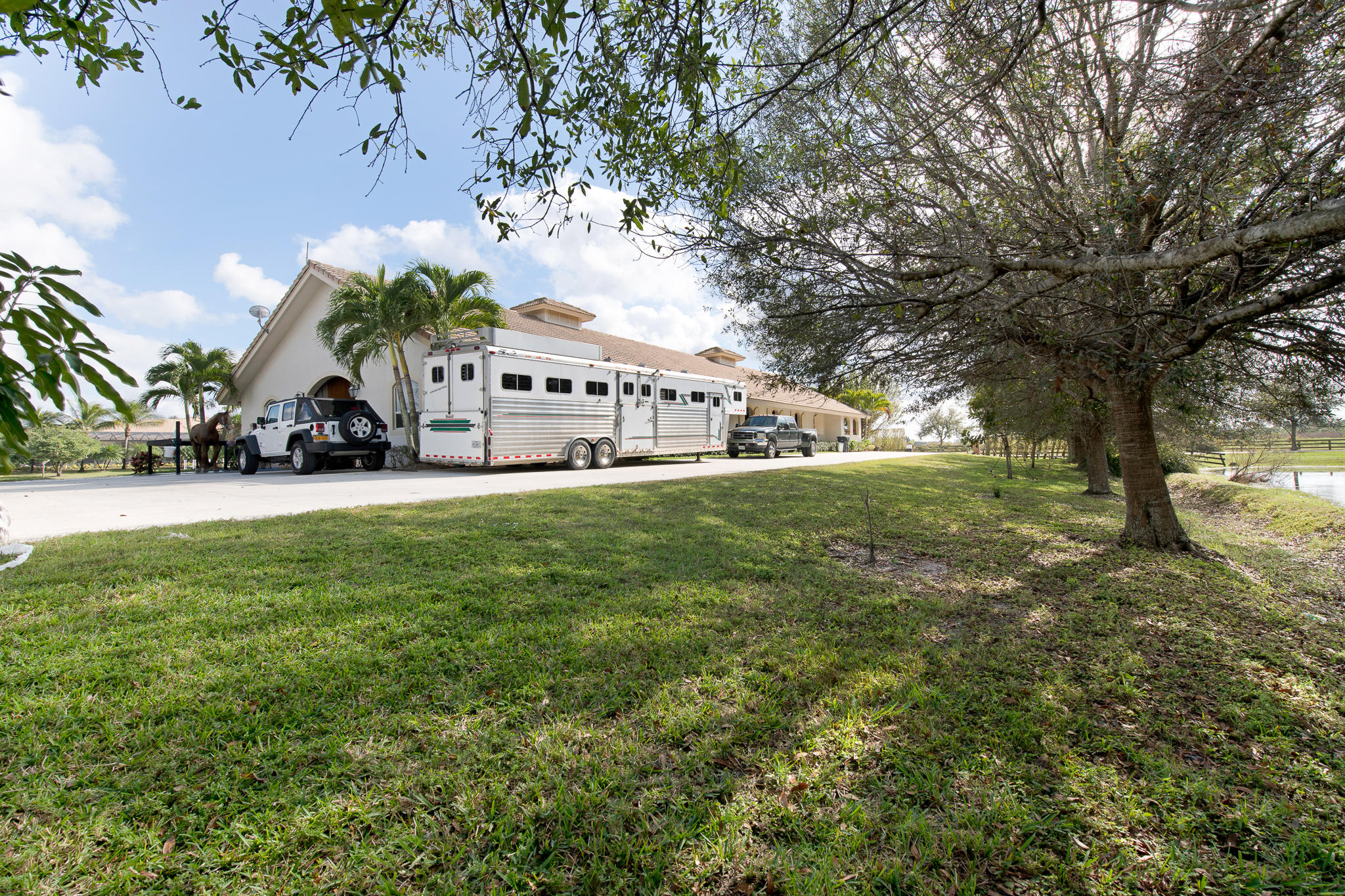 PALM BEACH POINT EAST - Residential