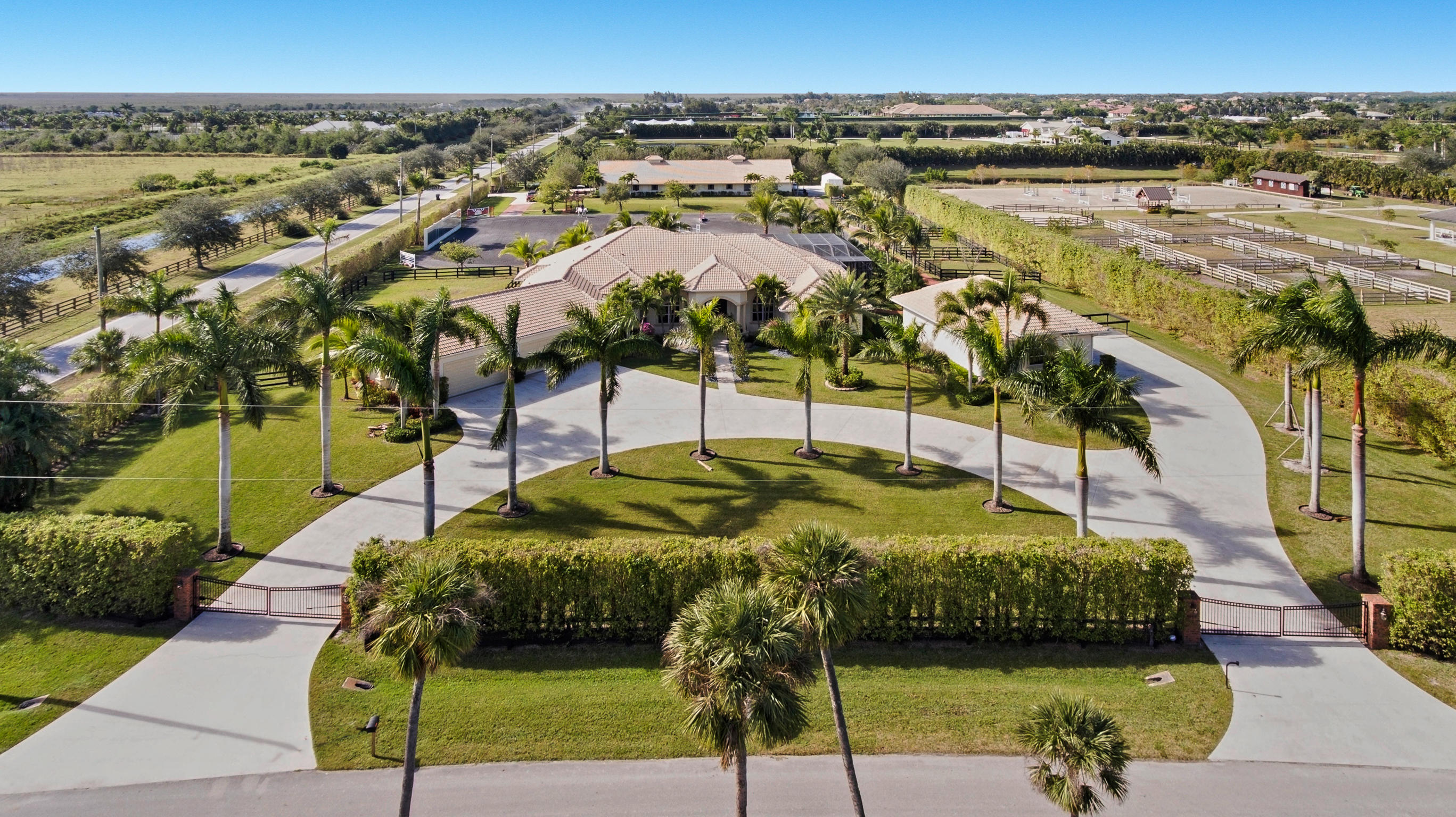 PALM BEACH POINT EAST - Residential