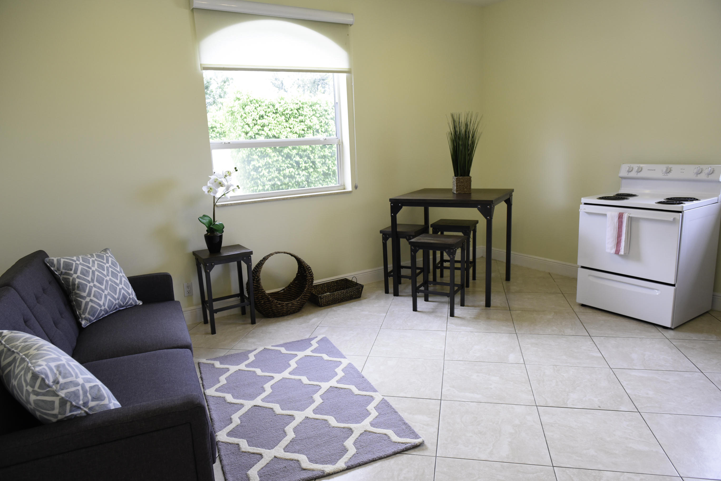 PALM BEACH POINT EAST - Residential