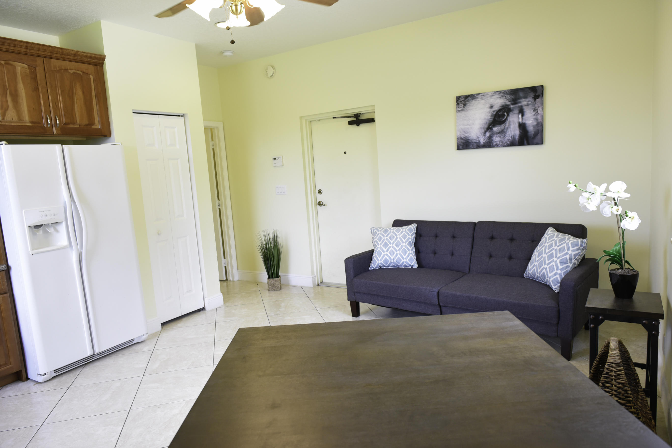 PALM BEACH POINT EAST - Residential