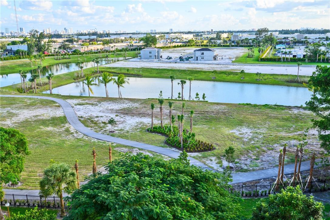 Hillcrest Condo - Residential