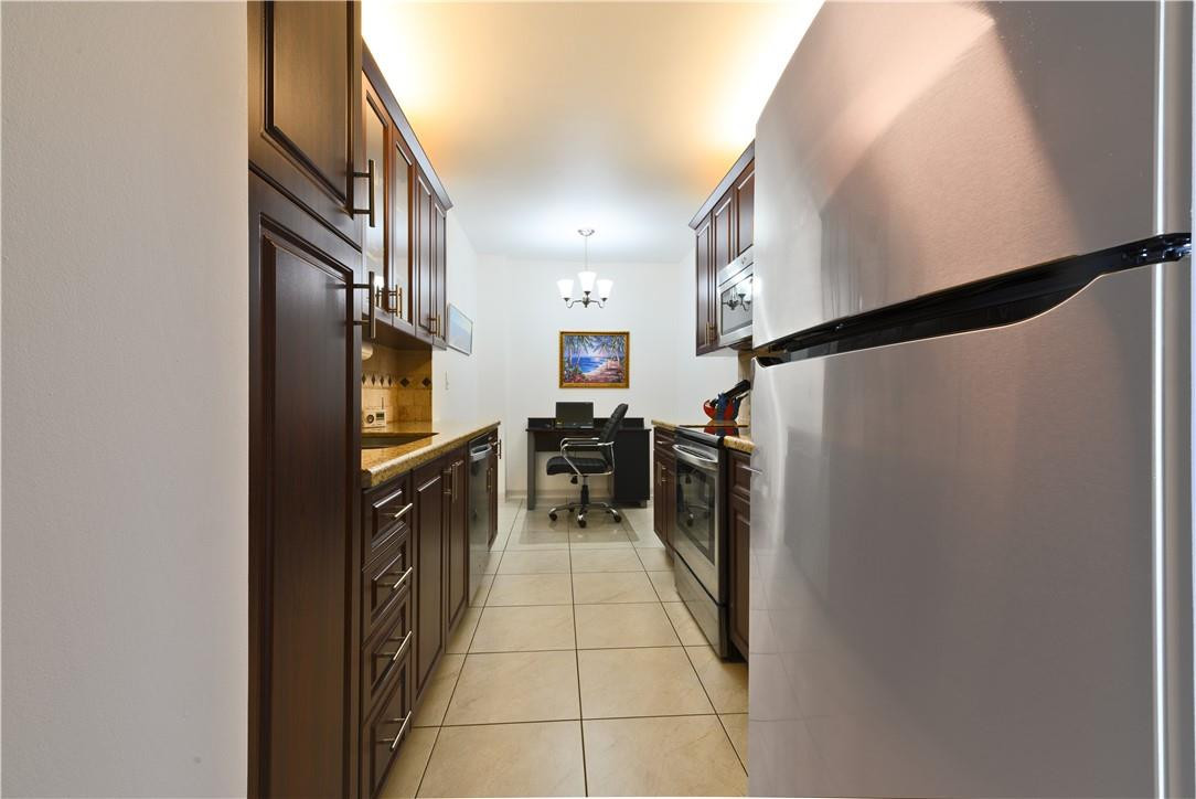 Hillcrest Condo - Residential