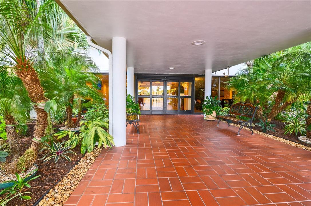 Hillcrest Condo - Residential