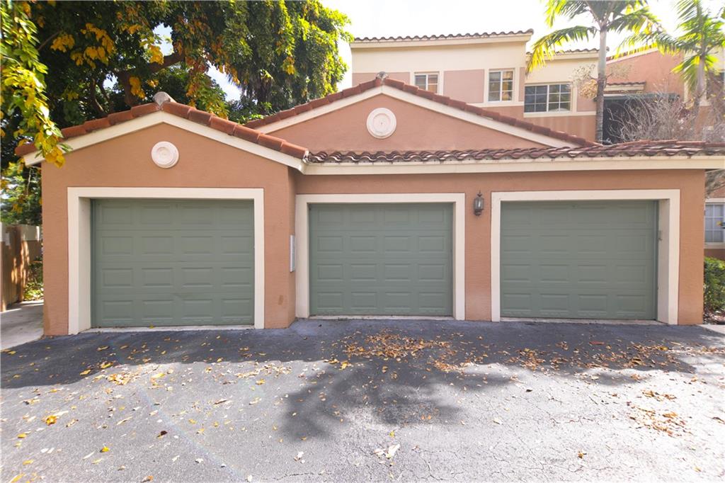 CARRINGTON AT COCONUT CRE - Residential