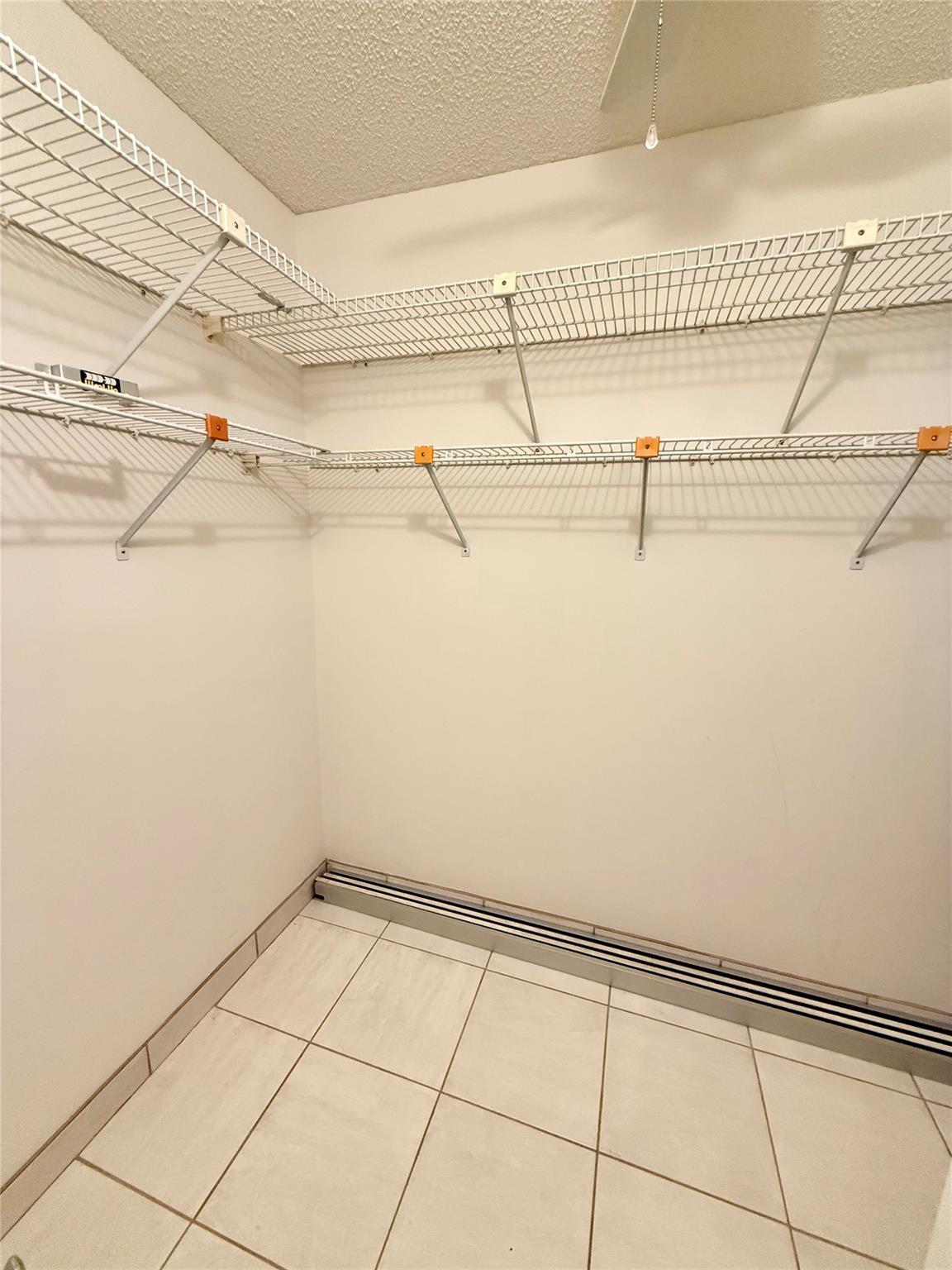 CONCORD VILLAGE CONDOMINI - Residential Lease