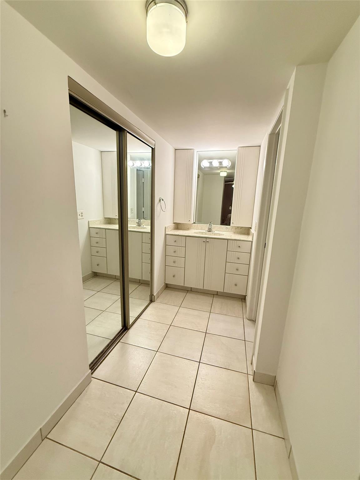 CONCORD VILLAGE CONDOMINI - Residential Lease