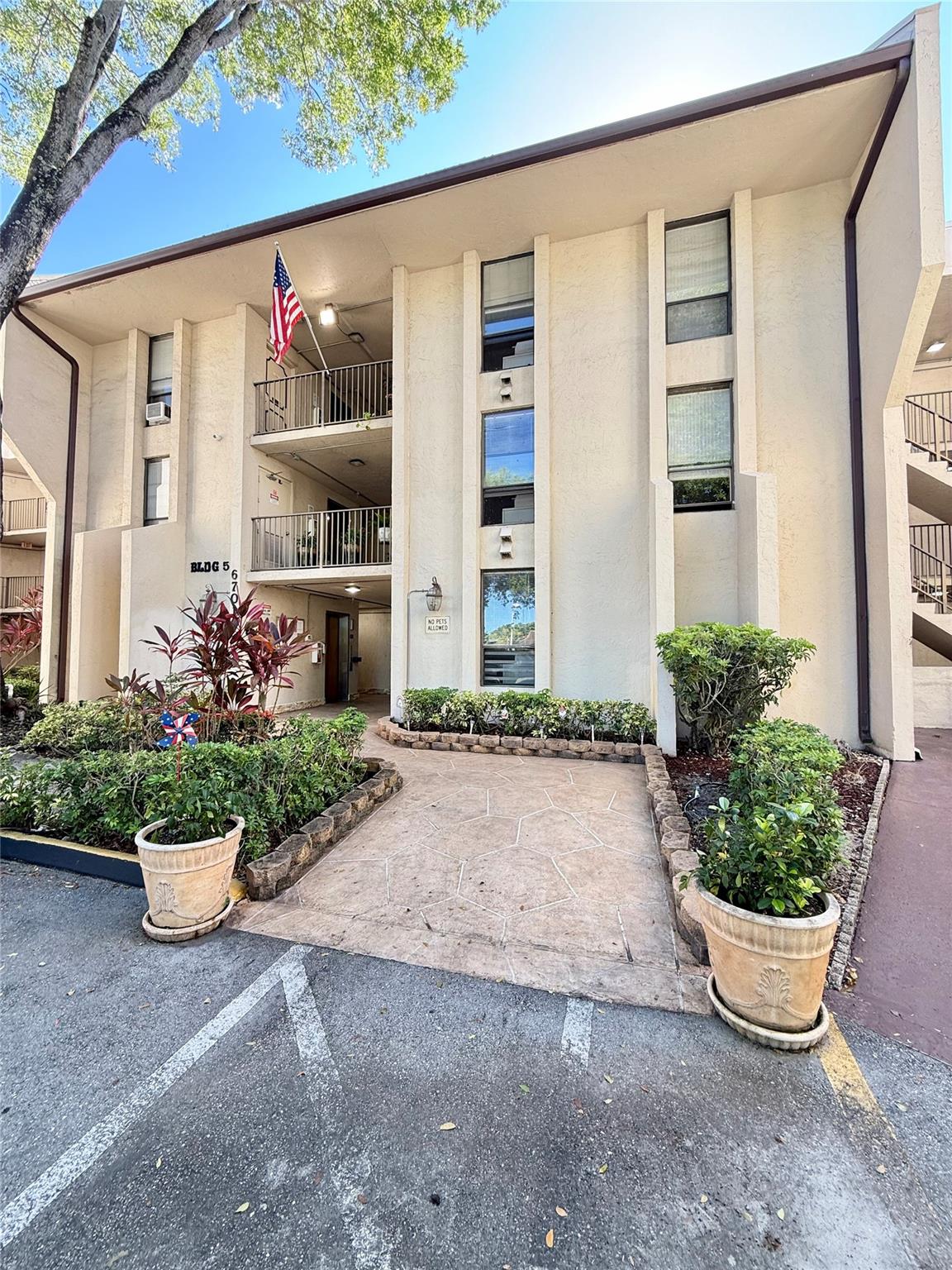 **VACANT AND READY TO MOVE IN !!!**SPACIOUS 2 BED 2 BATH 2ND FLOOR UNIT**WASHER AND DRYER IN HOME AND ON EVERY FLOOR**LARGE SCREENED-IN PATIO WITH SHUTTERS THAT EXTENDS FROM THE LIVING ROOM TO THE MASTER BEDROOM**NO PETS**BASIC CABLE, WATER AND TRASH INCLUDED**COMMUNITY POOL**CLOSE TO SHOPPING, HIGHWAY AND ENTERTAINMENT**55+ COMMUNITY**UNIT IS FURNISHED BUT CAN BE REMOVED IF NEEDED