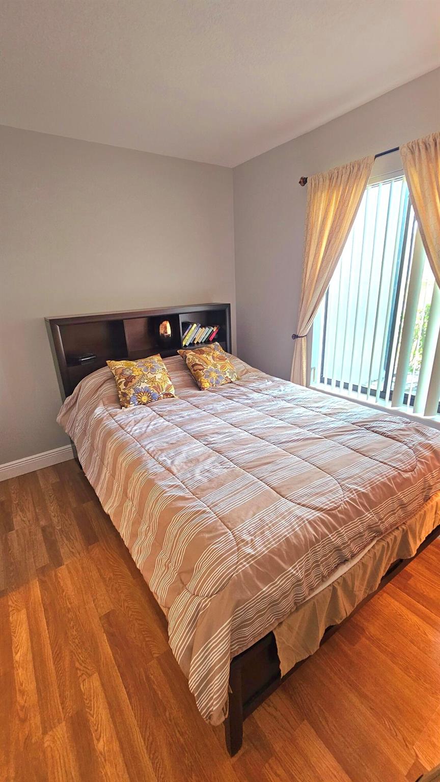 PALM CLUB VILLAGE I CONDO - Residential Lease