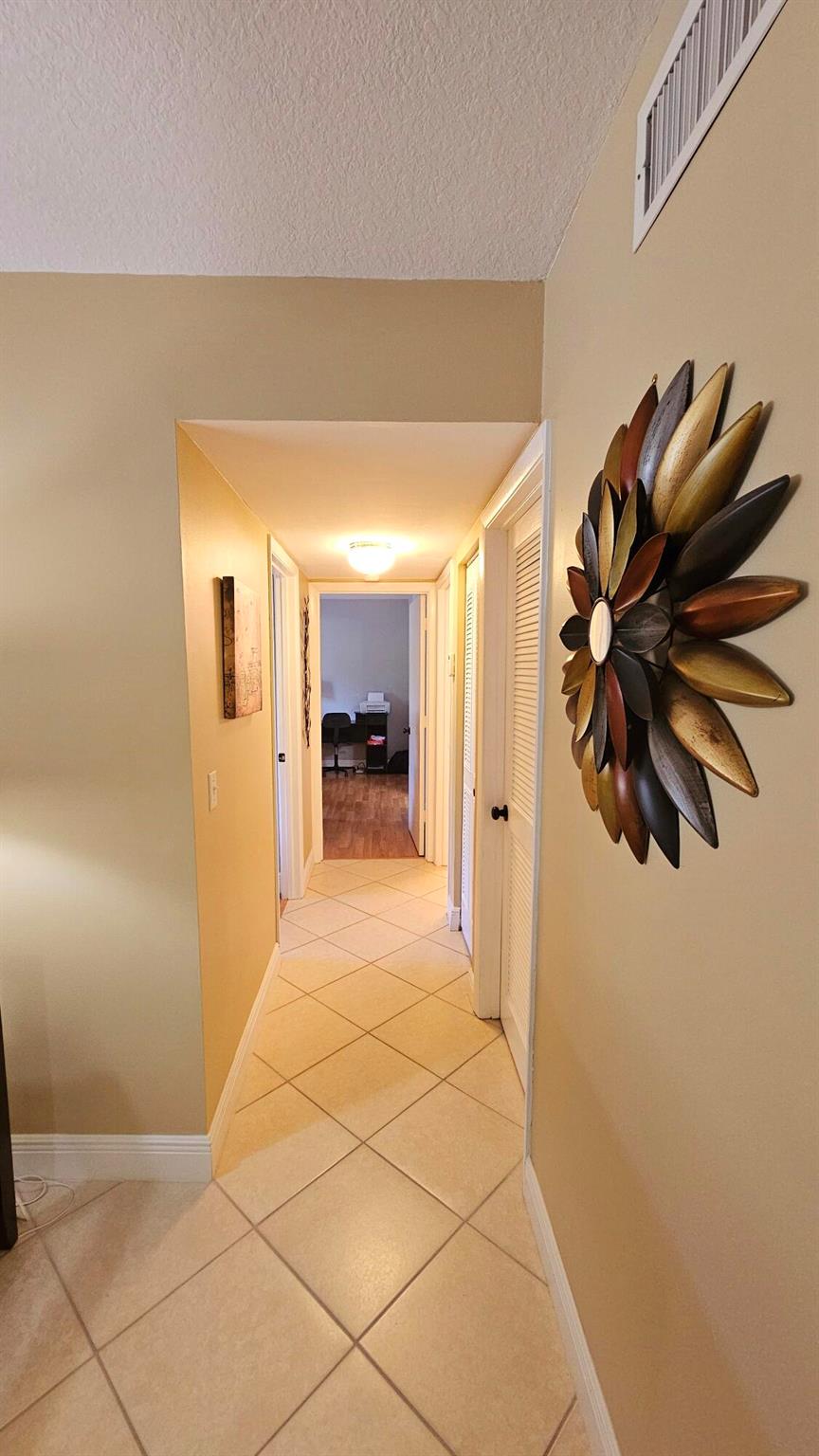 PALM CLUB VILLAGE I CONDO - Residential Lease