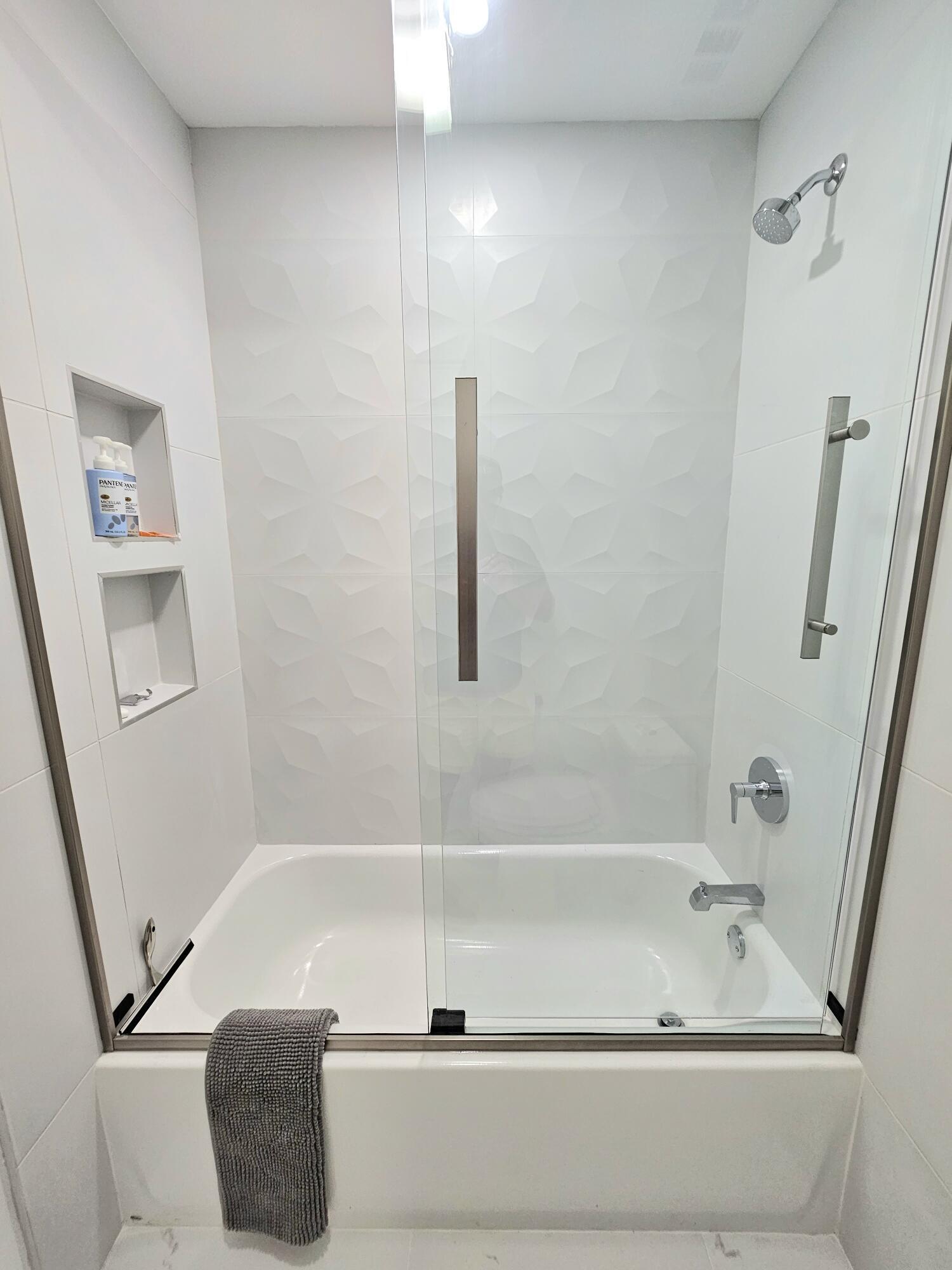 Pines of Delray North Condo - Residential Lease