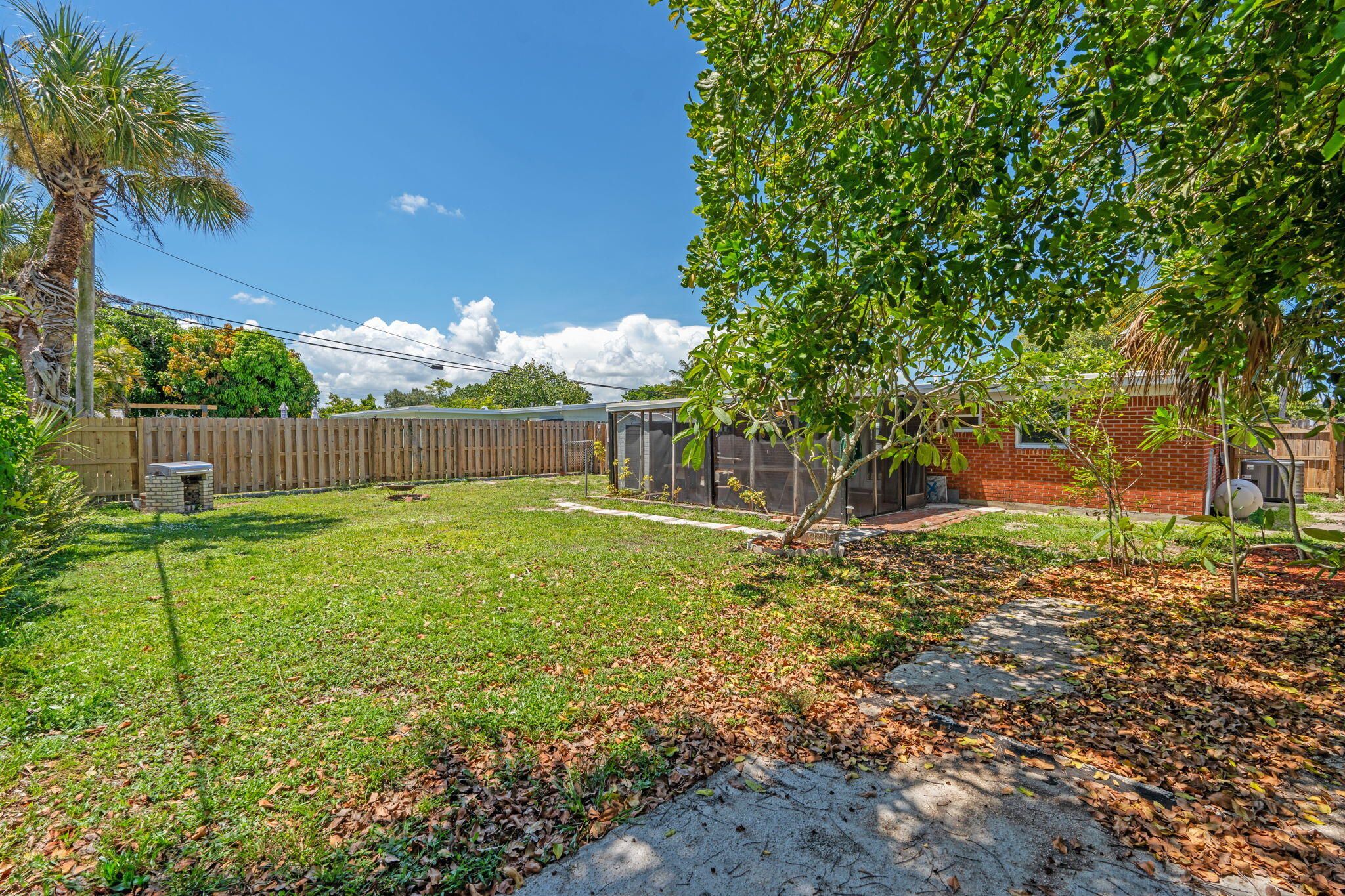 CABANA COLONY - Residential